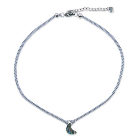 Collier ras de cou en soie tressée avec lune en abalone - Gris argenté