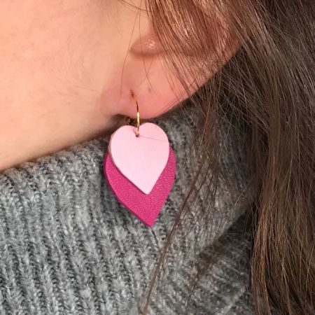 Boucles d'oreilles deux coeurs cuir et or "Love" - Rose et Fuchsia